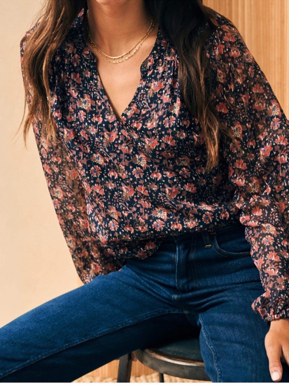 Faherty Navy Floral Silk Cotton Sage Wood V-Neck Blouse Size L